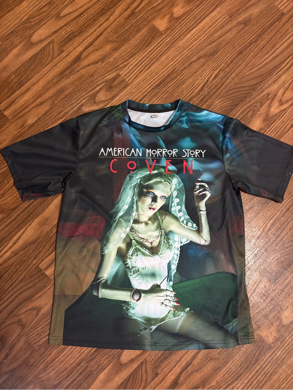American Horror Story * 2013 Coven Series on FX * Size XL